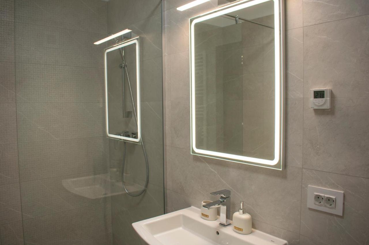 Tampa View Kasper Apartment Brasov Ngoại thất bức ảnh